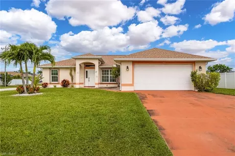 302 NE 24th Ave, Cape Coral, FL 33909