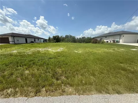 1912 NW 6th Ter, Cape Coral, FL 33993
