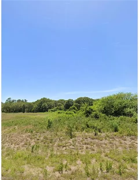 1214 Silverfish Dr, Labelle, FL 33935