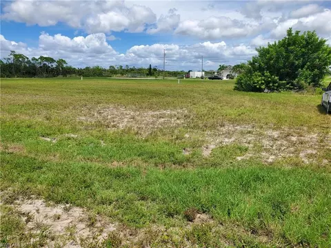 1721 NW 43rd Ave, Cape Coral, FL 33993