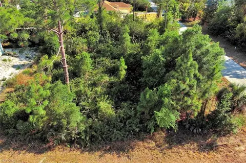 2500 E 9th St, Lehigh Acres, FL 33936 photo 6
