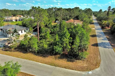 2500 E 9th St, Lehigh Acres, FL 33936 photo 3