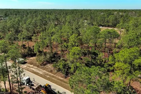 2309 Grant Ave, Alva, FL 33920