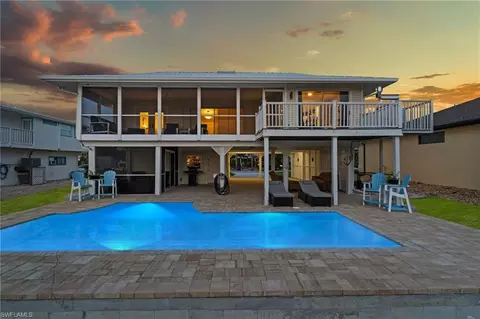 2407 Sycamore St, Saint James City, FL 33956