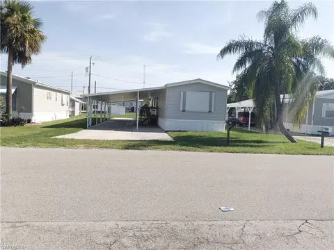 231 Palm Ave NW, Moore Haven, FL 33471