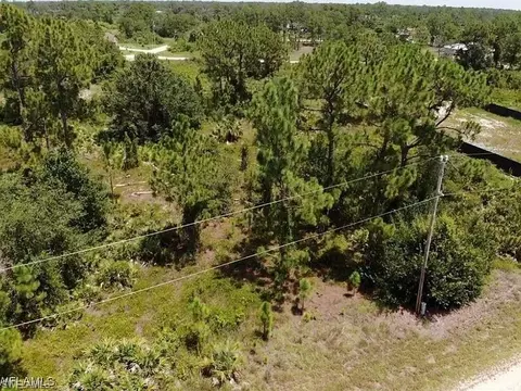 1155 Bayliss St E, Lehigh Acres, FL 33974