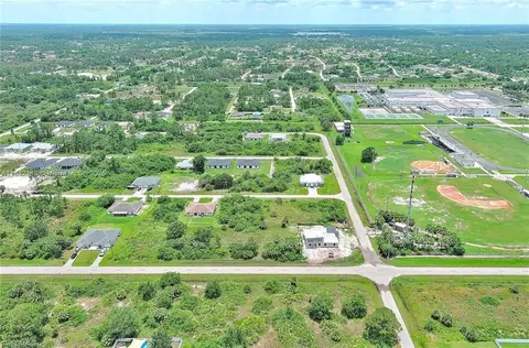 655 Columbus Blvd S, Lehigh Acres, FL 33974