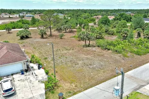 914 Mercury Ave S, Lehigh Acres, FL 33974