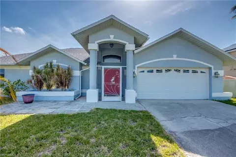 4425 SW 14th Ave, Cape Coral, FL 33914