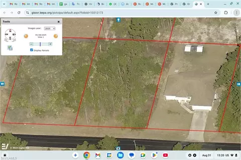 2512 44th St W, Lehigh Acres, FL 33971