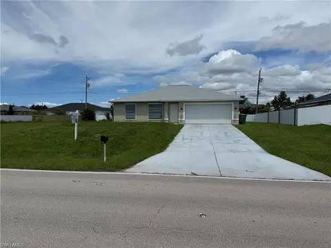 111 Kismet Pkwy E, Cape Coral, FL 33909