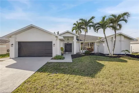 2702 SW 53rd Ln, Cape Coral, FL 33914