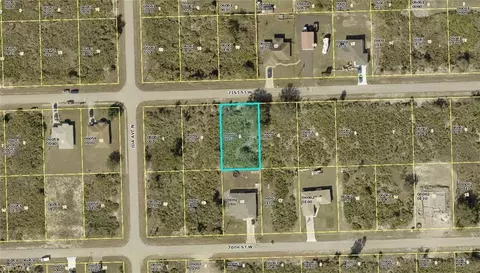 2715 71st St W, Lehigh Acres, FL 33971