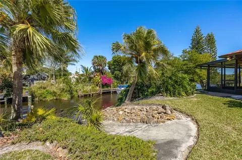 Exterior - 1107 E Anchor Ln, Moore Haven, FL 33471 photo 14 of 18