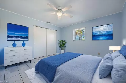 Bedroom - 1107 E Anchor Ln, Moore Haven, FL 33471 photo 2 of 3