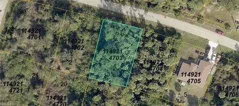 1149214703 Harcourt Cir, North Port, FL 34288