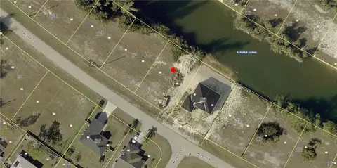 2019 NE 20th Ct, Cape Coral, FL 33909