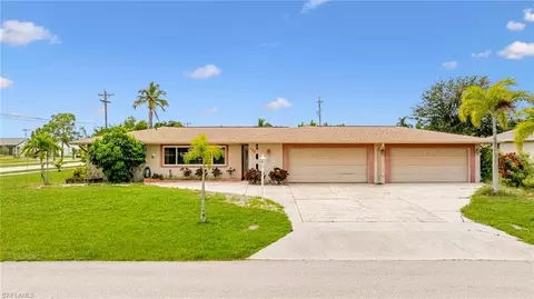 628 SE 21st St, Cape Coral, FL 33990