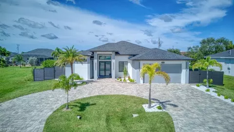 206 NW 3rd Ave, Cape Coral, FL 33993