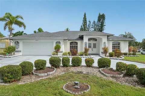 2015 SE 8th St, Cape Coral, FL 33990