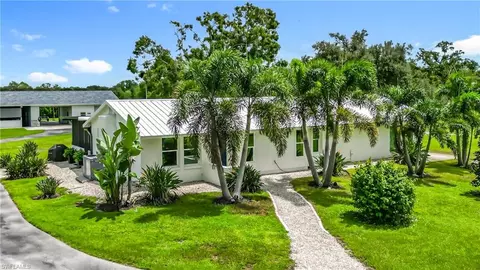 16032 Winburn Dr, Sarasota, FL 34240