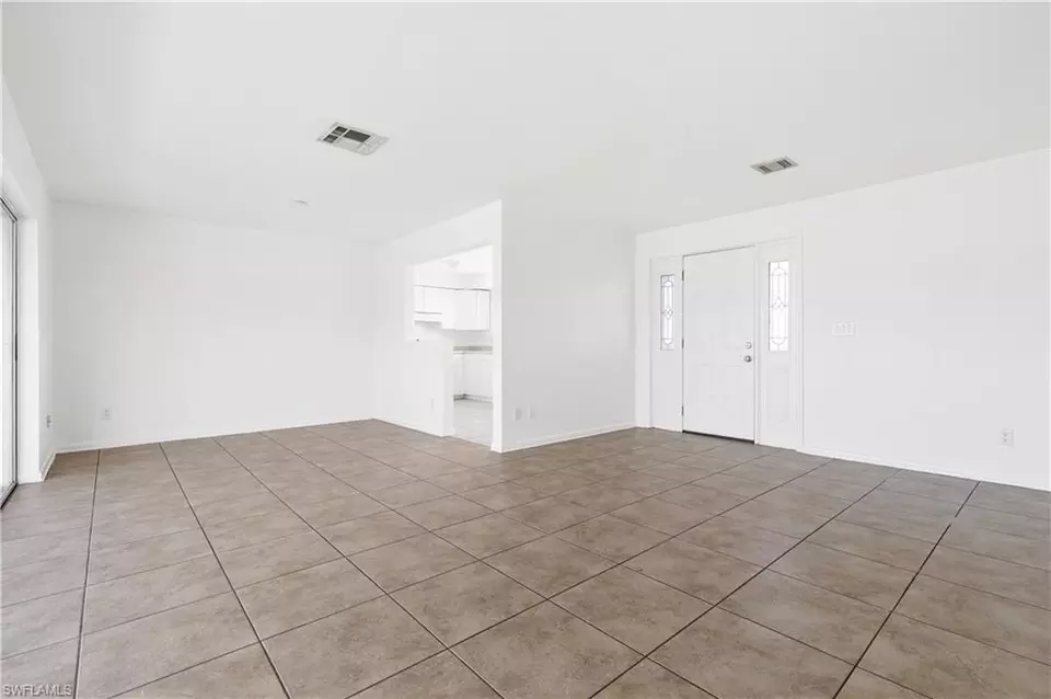 Living - 3102 SE 18th Ave, Cape Coral, FL 33904 photo 2 of 5