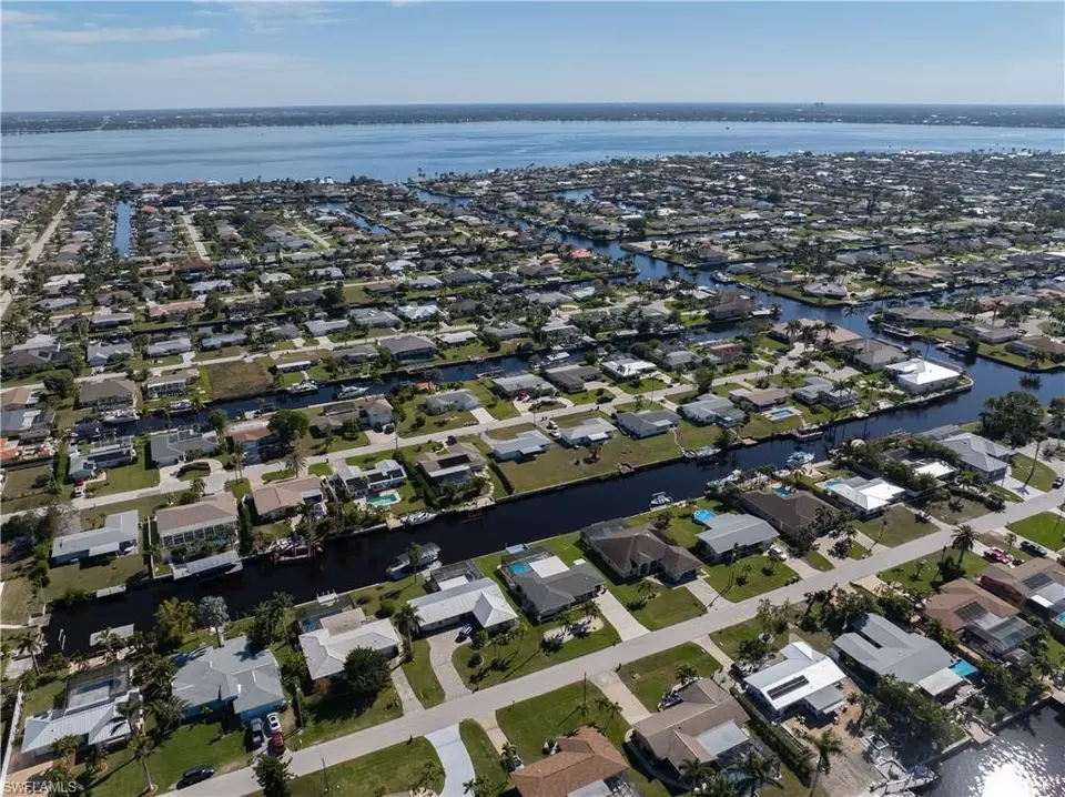 View/Area - 3102 SE 18th Ave, Cape Coral, FL 33904 photo 4 of 4