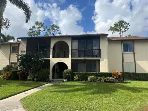 305 Knotty Pine Cir #D-1, Lake Worth, FL 33463
