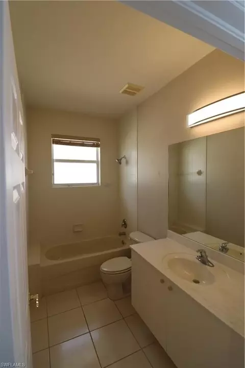 Bath - 9519 Lismore Ln, Estero, FL 33928 photo 2 of 2