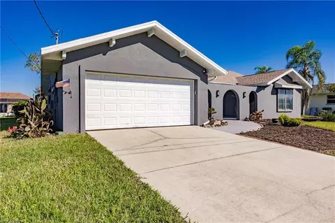 1207 SE 29th Ter, Cape Coral, FL 33904
