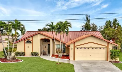 1705 SE 7th St, Cape Coral, FL 33990