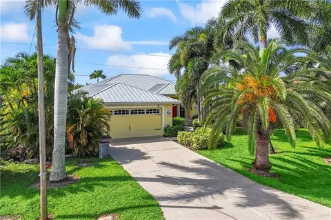 2030 NE 25th Ter, Cape Coral, FL 33909