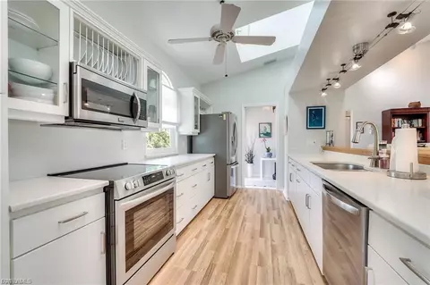3025 Turtle Gait Ln, Sanibel, FL 33957
