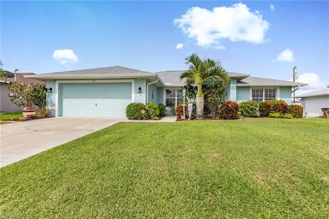 2214 SW 14th Ave, Cape Coral, FL 33991
