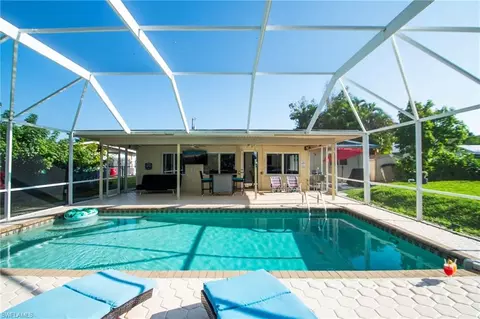 89 Glenmont Dr W, North Fort Myers, FL 33917