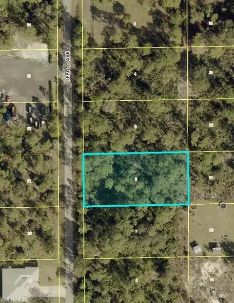 1114 Desoto Ave, Lehigh Acres, FL 33972