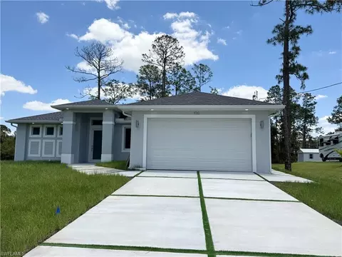 1010 Euclid Ave, Lehigh Acres, FL 33972