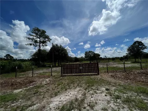 765 S Live Oak St, Clewiston, FL 33440
