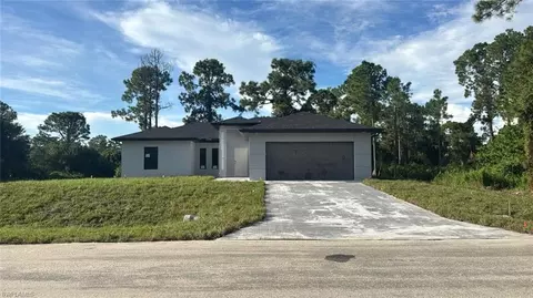 1001 W 11th St, Lehigh Acres, FL 33972