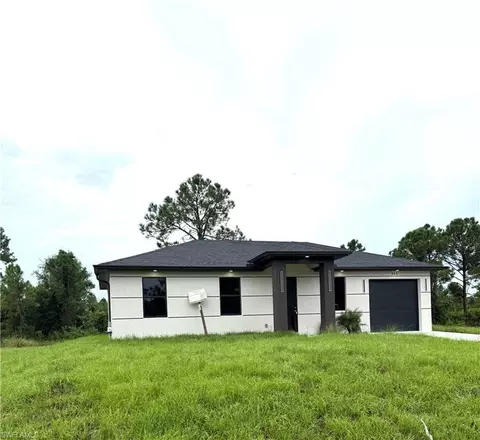 365 Hermosa Ave, Lehigh Acres, FL 33974