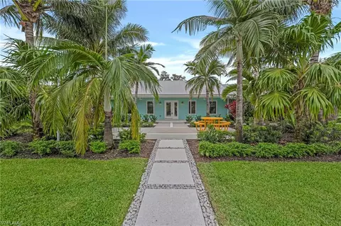 1245 Gasparilla Dr, Fort Myers, FL 33901
