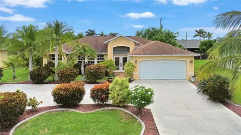 1712 Beach Pkwy W, Cape Coral, FL 33914