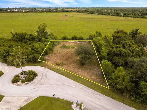 4491 Pine Hill Ct, Saint James City, FL 33956
