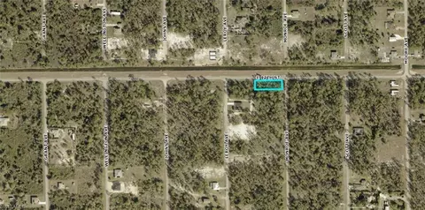 1127 Monroe Ave, Lehigh Acres, FL 33972