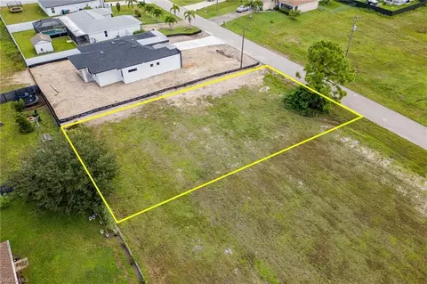 2730 NW 19th Ave, Cape Coral, FL 33993