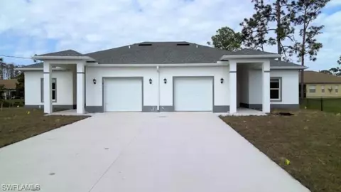 5416-5418 Bristo St, Lehigh Acres, FL 33971