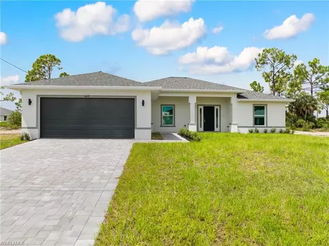 4018 NE 23rd Pl, Cape Coral, FL 33909