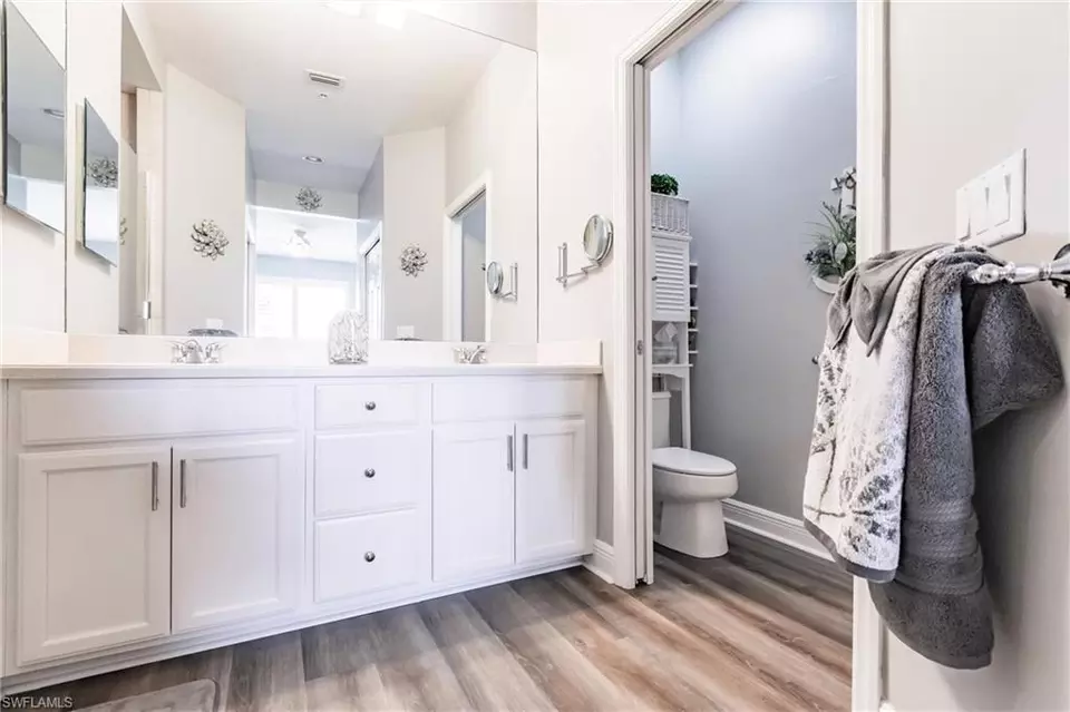 Bath - 28418 Altessa Way #203, Bonita Springs, FL 34135 photo 3 of 4