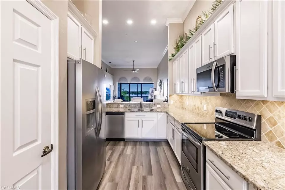 Kitchen - 28418 Altessa Way #203, Bonita Springs, FL 34135 photo 2 of 4