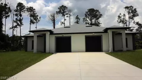 4617-4619 30th St SW, Lehigh Acres, FL 33973